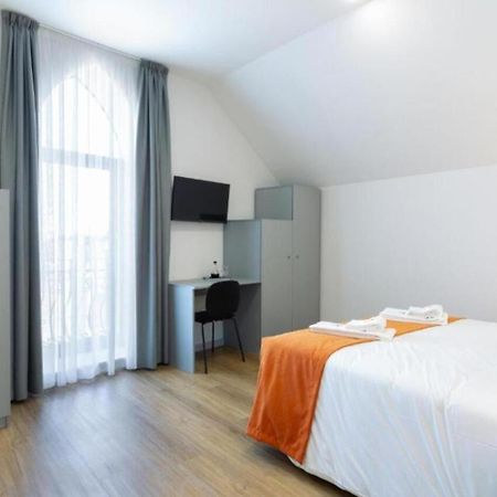 فيلا نوفا دي غايا Serra Do Pilar Porto Suites المظهر الخارجي الصورة